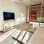 Patrice Studio, Calme, Parking, Climatisation, Vue Panoramique 아파트 멍똥